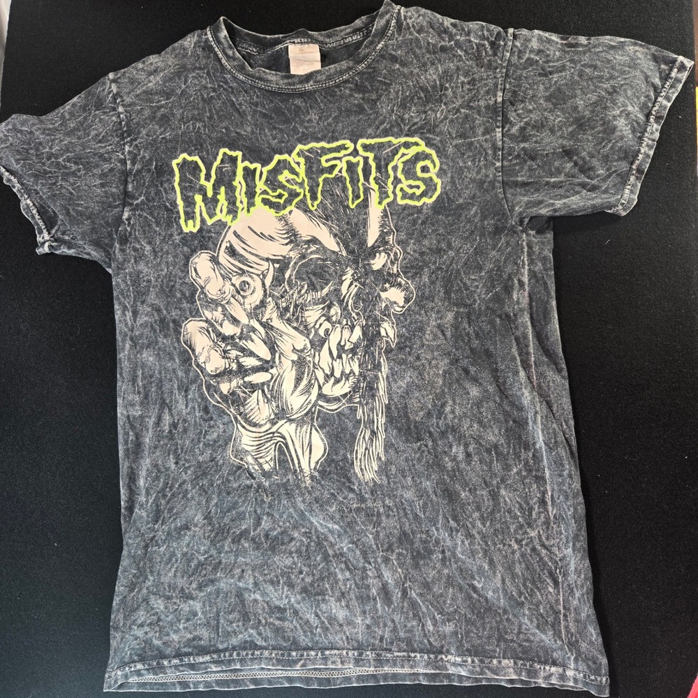 Misfits Punk Rock Graphic T-Shirt Mineral Wash Charcoal Grey Small Skull Design